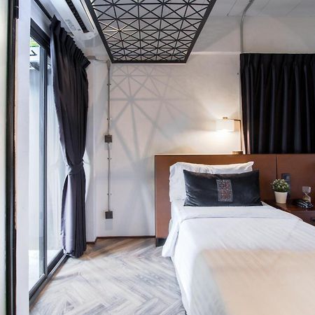 Ir-On Hotel Bangkok Rum bild